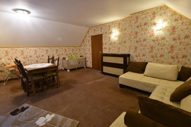 Vesta Hotel Montana Eksteriør billede